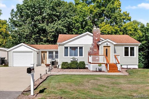 74 Pasadena Dr, Fairview Heights, IL, 62208-1915 | Card Image