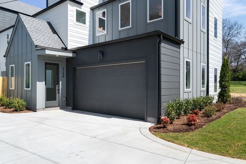 a-315A Edith Ave, Nashville, TN, 37207-5115 | Card Image