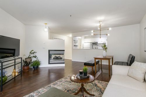 401-5465 201 St, Langley, BC, V3A1P8 | Card Image