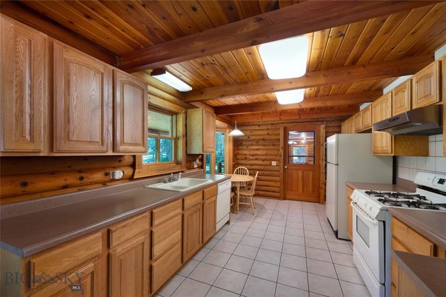 33 Sky Ln, House other with 3 bedrooms, 3 bathrooms and null parking in Sheridan MT | Image 30