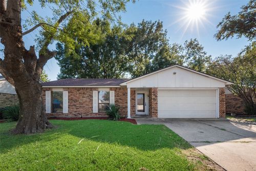 515 Forestwood Dr, Forney, TX, 75126-9731 | Card Image