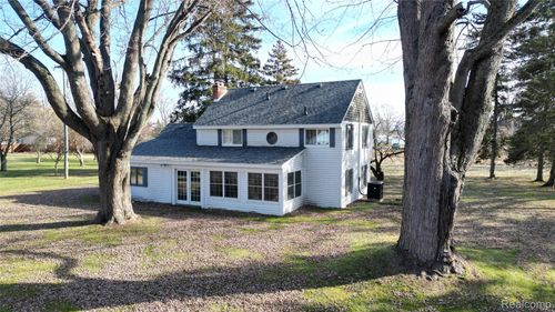 1670 S Channel Dr, Harsens Island, MI, 48028-9582 | Card Image