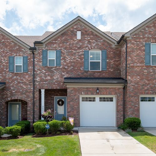 3023 Duvall Dr, Gallatin, TN, 37066-4727 | Card Image