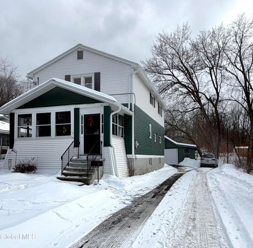 30 Griswold Ave, Troy, NY, 12180-5805 | Card Image