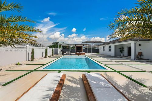 16753 Sw 290th Ln, Homestead, FL, 33030-2561 | Card Image