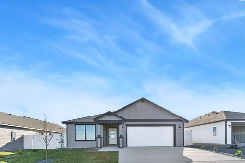 5808 Redtail Dr, Pasco, WA, 99301 | Card Image
