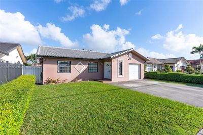 13851 Sw 14th St, House other with 3 bedrooms, 2 bathrooms and null parking in Miami FL | Image 1