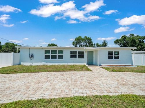 4005 W Coachman Ave, TAMPA, FL, 33611-2204 | Card Image