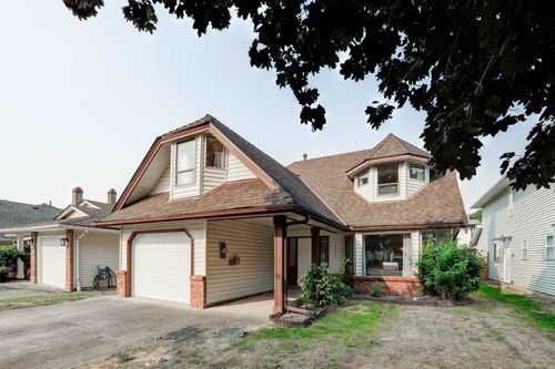 12366 Greenland Drive, House other with 4 bedrooms, 2 bathrooms and 2 parking in Richmond BC | Card Image