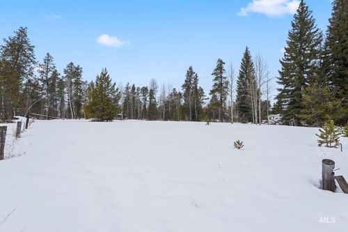 881 W Roseberry Rd, Donnelly, ID, 83615-5094 | Card Image