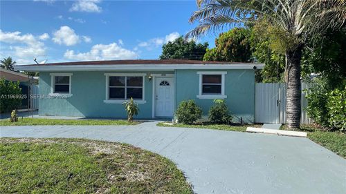 6241 Fletcher St, Hollywood, FL, 33023-2207 | Card Image