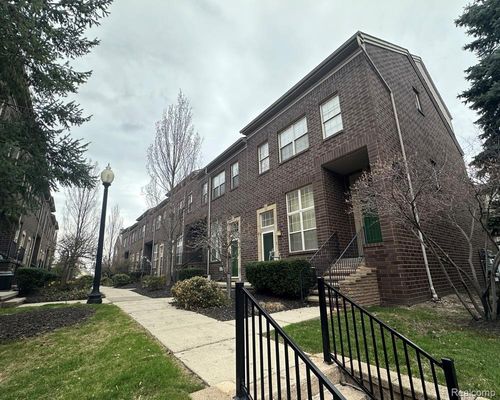 7 Georgetown Ct, Dearborn, MI, 48126-3400 | Card Image