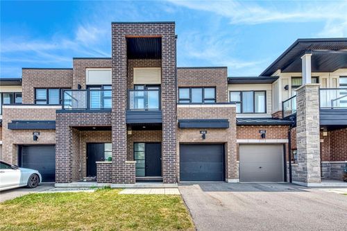 414 Wheat Boom Dr, Oakville, ON, L6H0R4 | Card Image