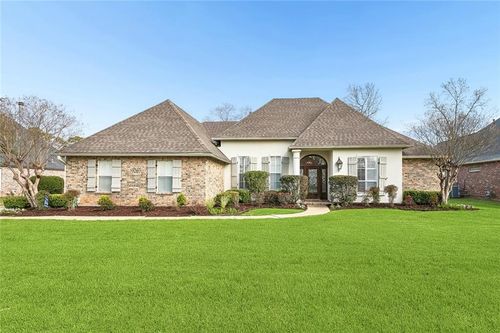 537 Evergreen Dr, Mandeville, LA, 70448-7574 | Card Image