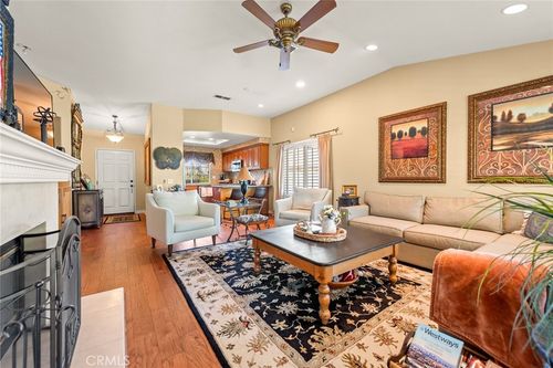 3027 Graceland Way, Corona, CA, 92882-6882 | Card Image
