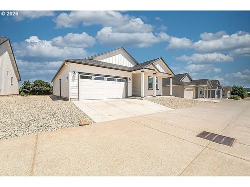 761 Spyglass Dr, Bandon, OR, 97411-8893 | Card Image