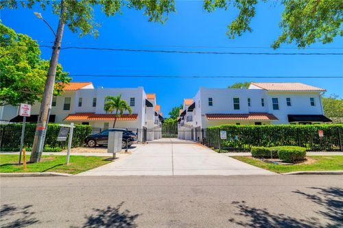 14-3210 W Horatio St, TAMPA, FL, 33609-3135 | Card Image
