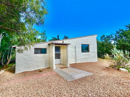 13 N Valley Road, Tijeras, NM, 87059 | Card Image