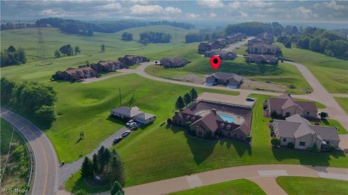 49101 Fairway Dr, East Liverpool, OH, 43920-9224 | Card Image