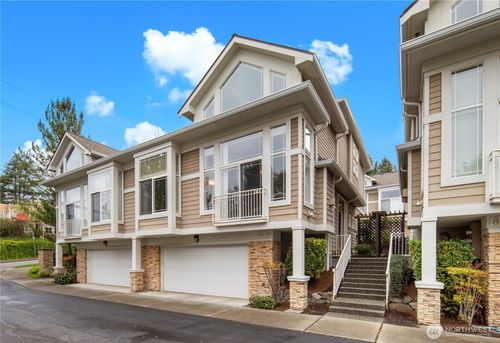 8630 113th Ln Ne, Kirkland, WA, 98033-5769 | Card Image