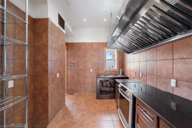 2 Main St W, Home with 0 bedrooms, 0 bathrooms and 15 parking in Selkirk ON | Image 11