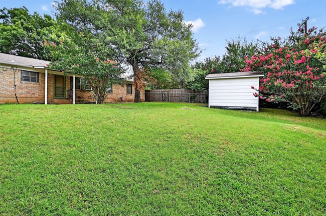 1402 Hillcrest Dr, House other with 3 bedrooms, 2 bathrooms and null parking in Sherman TX | Image 28