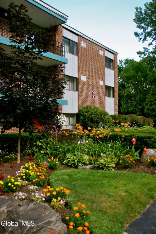 43a-151 Jefferson Street, Saratoga Springs, NY, 12866 | Card Image