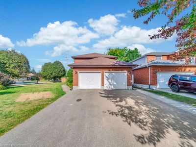 175 Wissler Rd, House other with 7 bedrooms, 4 bathrooms and 5 parking in Waterloo ON | Image 3