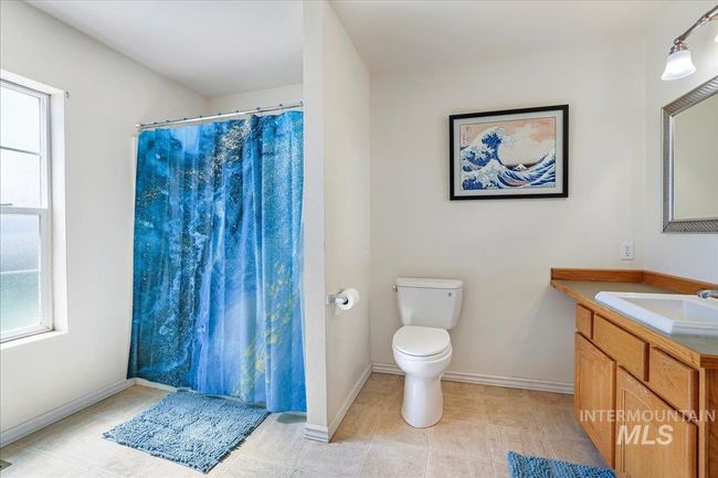 294 N 950 E, House other with 4 bedrooms, 3 bathrooms and 2 parking in Declo ID | Image 27