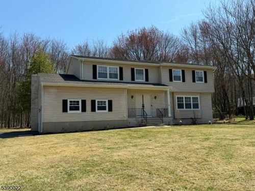 4 Parkview Dr, Succasunna, NJ, 07876-1023 | Card Image