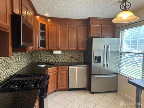 13 Albury Way, North Brunswick, NJ, 08902-4201 | Card Image