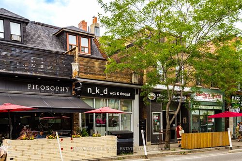 910 Bloor St W, Toronto, ON, M6H1L1 | Card Image