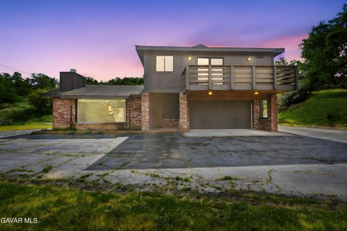 27961 Preakness Dr, Tehachapi, CA, 93561-5563 | Card Image