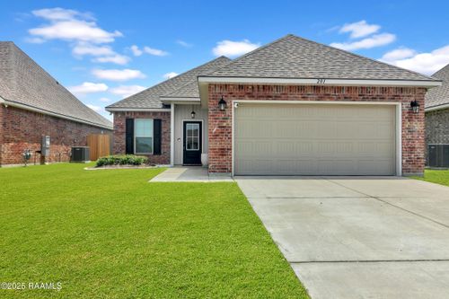 201 Resthaven Way, Lafayette, LA, 70506-6662 | Card Image
