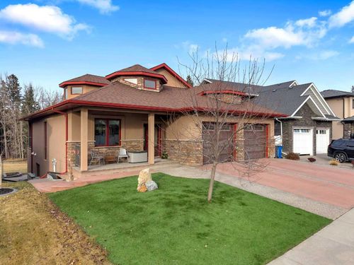 38 Grove Close, Red Deer, AB, T4P0P4 | Card Image