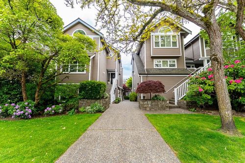 5-219 E 8th St, North Vancouver, BC, V7L1Y9 | Card Image