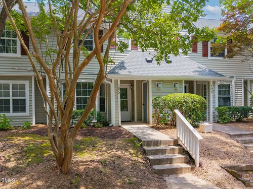 105 Sir Richard Ln, Chapel Hill, NC, 27517-5530 | Card Image