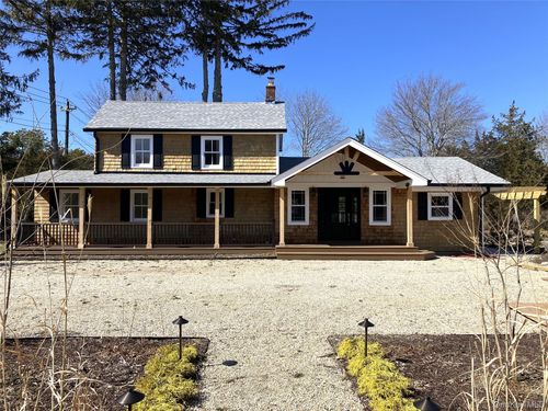 85 Lewis Rd, East Quogue, NY, 11942-5001 | Card Image
