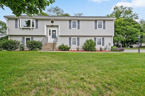 8 Messina Cir, Methuen, MA, 01844-6300 | Card Image