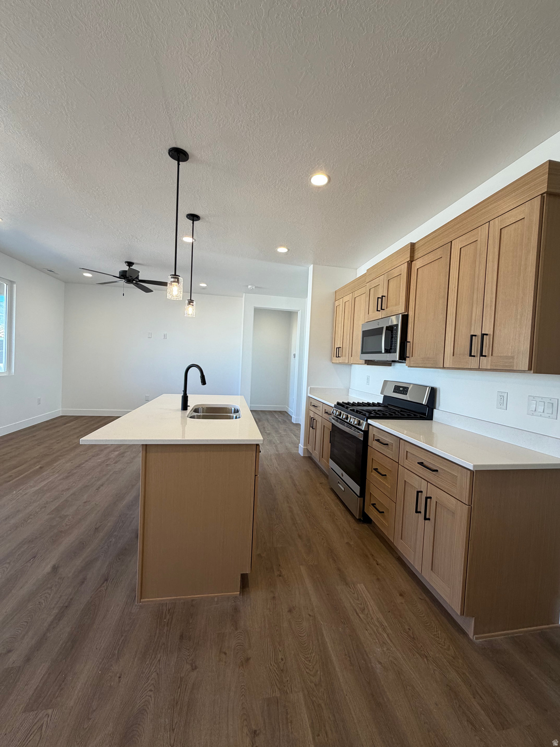 Residential in Enoch 5