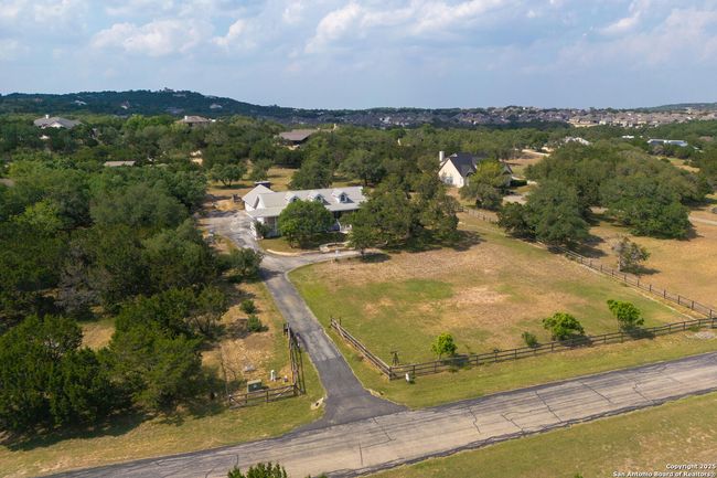 786 Stirrup Dr, House other with 3 bedrooms, 3 bathrooms and null parking in Spring Branch TX | Image 26