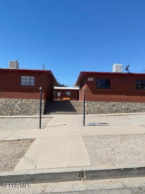 1401 N Saint Vrain St, El Paso, TX, 79902-4533 | Card Image
