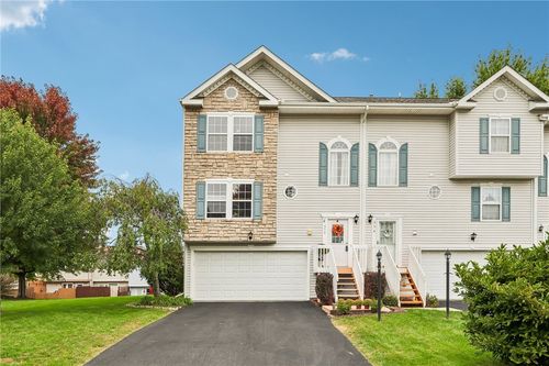 556 Ten Point Ln, Cranberry Twp, PA, 16066 | Card Image