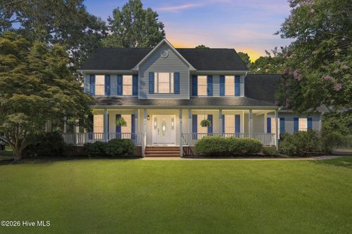 639 Par Dr, Jacksonville, NC, 28540-9366 | Card Image