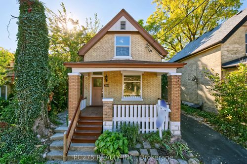 549 Quebec St, London, ON, N5W3Y9 | Card Image