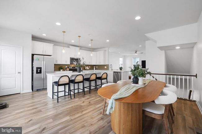 1025 Overlook Way, Townhouse with 4 bedrooms, 4 bathrooms and null parking in LAUREL MD | Image 16