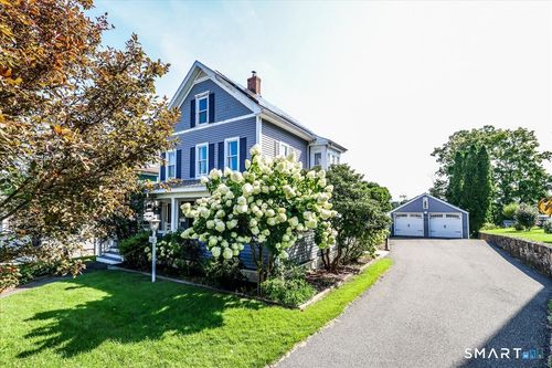 37 Washington Ave, Danbury, CT, 06810-7926 | Card Image