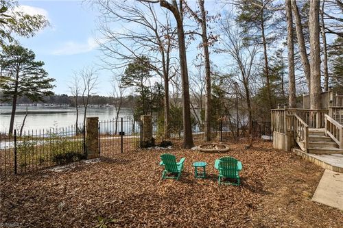 4001 Tesa Ct, High Point, NC, 27265-9526 | Card Image