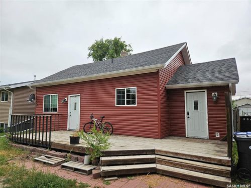 308 4th St W, Carlyle, SK, S0C0R0 | Card Image