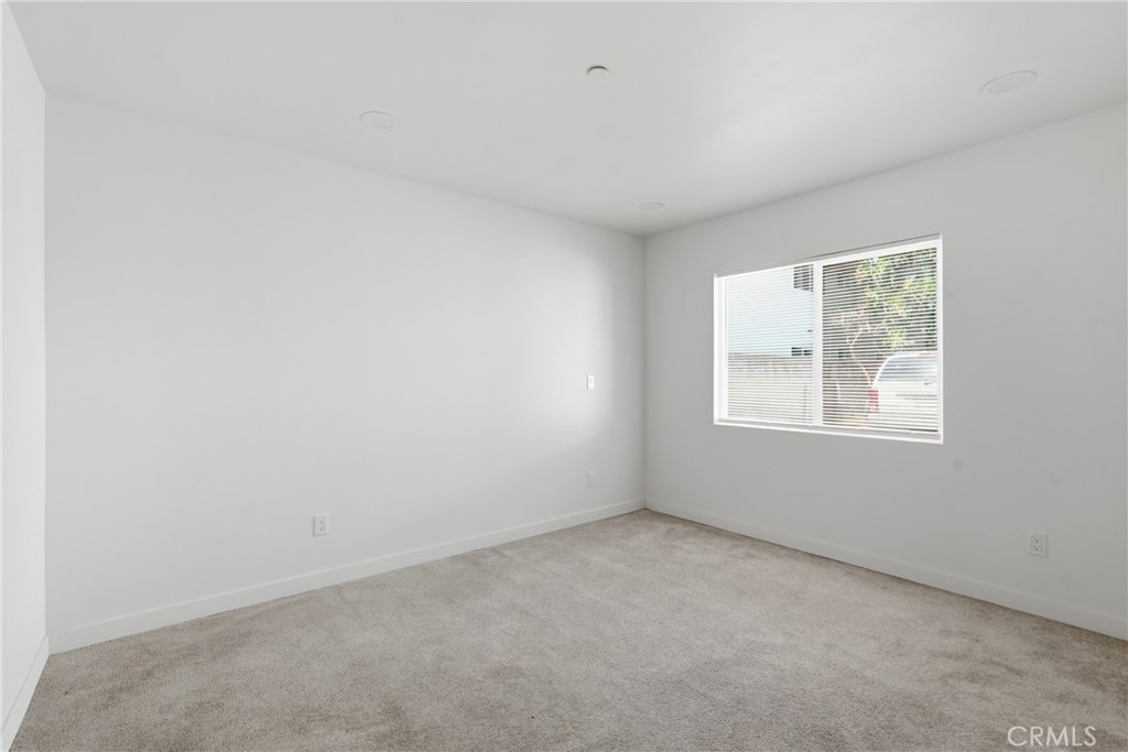 Residential Lease in Inglewood 2